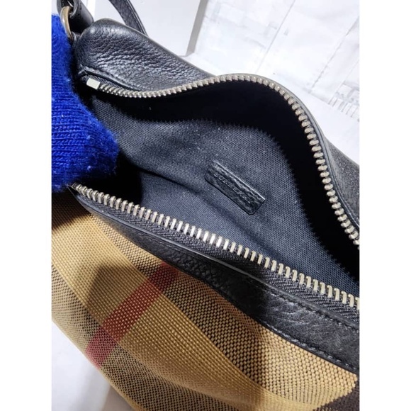 Authentic Burberry House Check Shoulder Bag Beige/Black - Picture 14 of 15